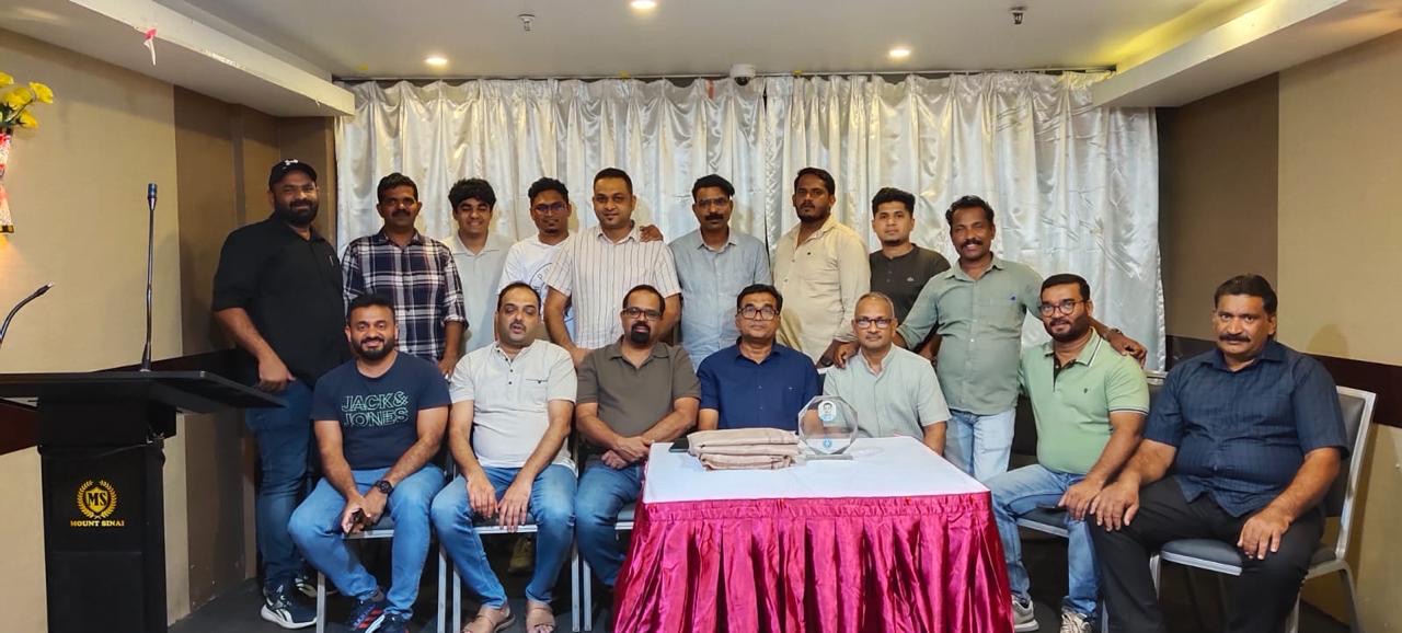 30 വർഷത്തെ പ്രവാസ ജീവിതം അവസാനിപ്പിച്ചു നാട്ടിലേക്ക് മടങ്ങിയ കൂട്ടുങ്ങൽ അബുബക്കർ കെപികെയുടെ സ്നേഹാദരവ്
